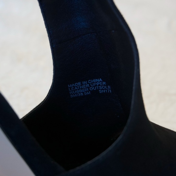 MICHAEL Michael Kors' Sabrina Pumps - Black - Picture 5 of 6